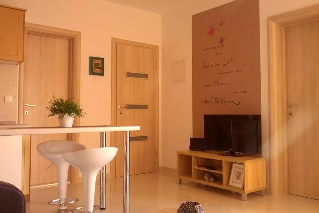 Apartment Dandelion Brela Εξωτερικό φωτογραφία