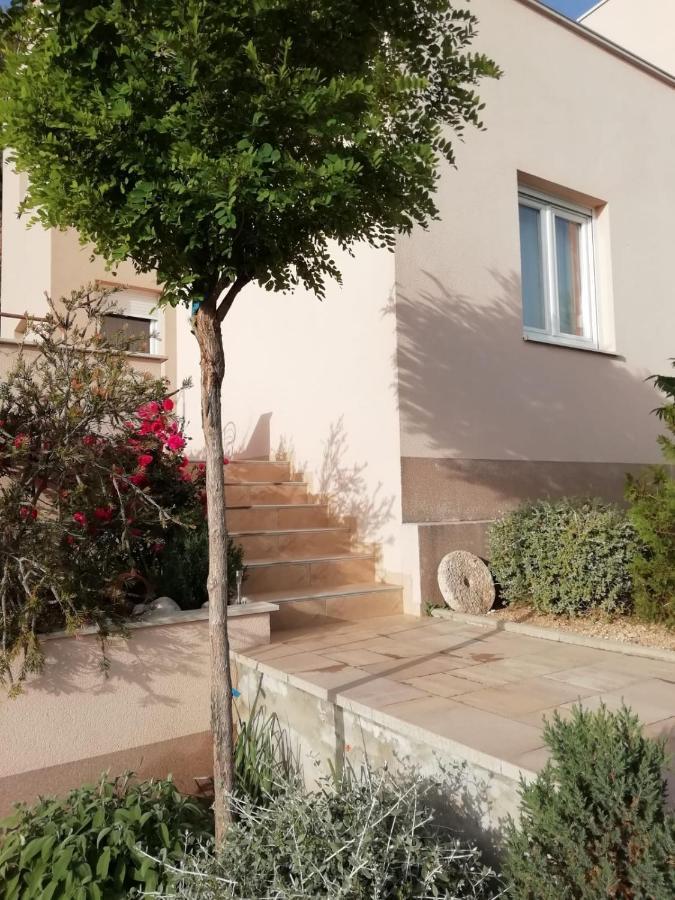 Apartment Dandelion Brela Εξωτερικό φωτογραφία